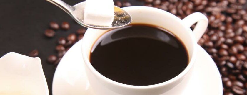 Bild zeigt Beitragsheader: Kaffee – Schwarzes Gold aus der Tasse