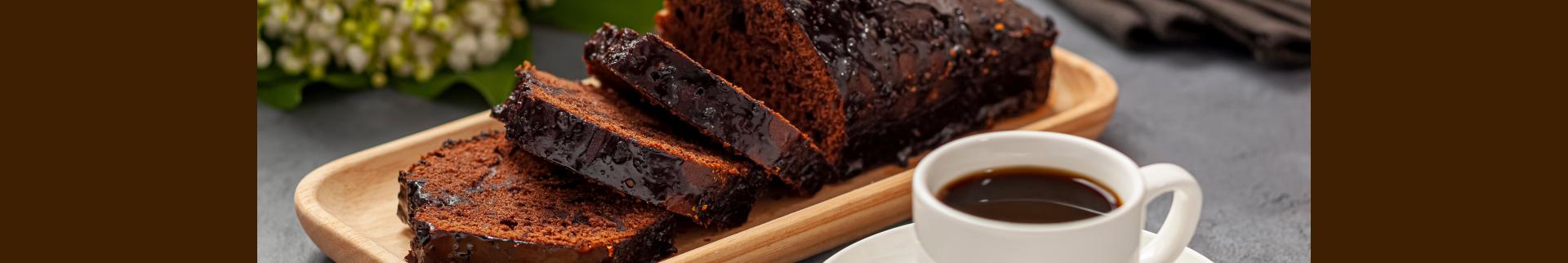 Bild zeigt den Beitragsheader zum Thema: Kaffee und Kuchen: Die perfekte Verbindung für Genussmomente