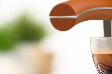 Bild zeigt den Beitragsheader zum Thema: Siebträger Kaffeemaschine: Perfektion des Kaffeegenusses